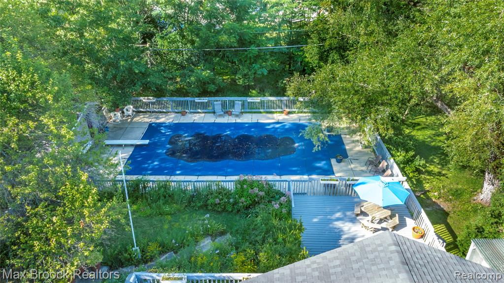 35550 Pleasant Valley Road Farmington Hills, MI 48331 - Photo 4 of 86 Gallery Image 4