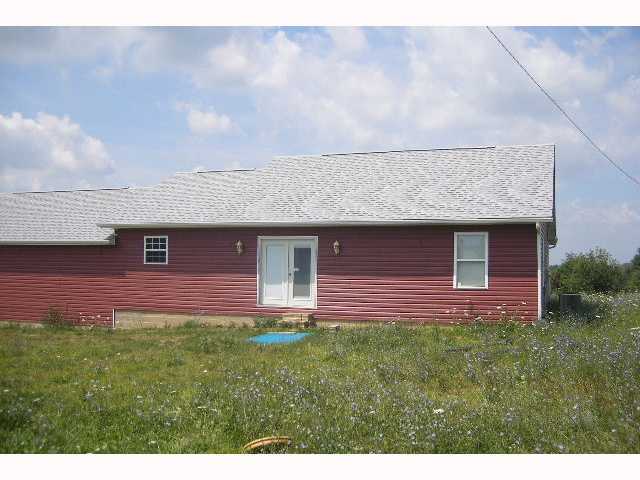 11380 Dozer Road Southwest Stoutsville, OH 43154 - Photo 3 of 9