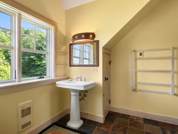 $1,050,000 | 754 Four Winds Road, Ferrisburgh, VT 05473