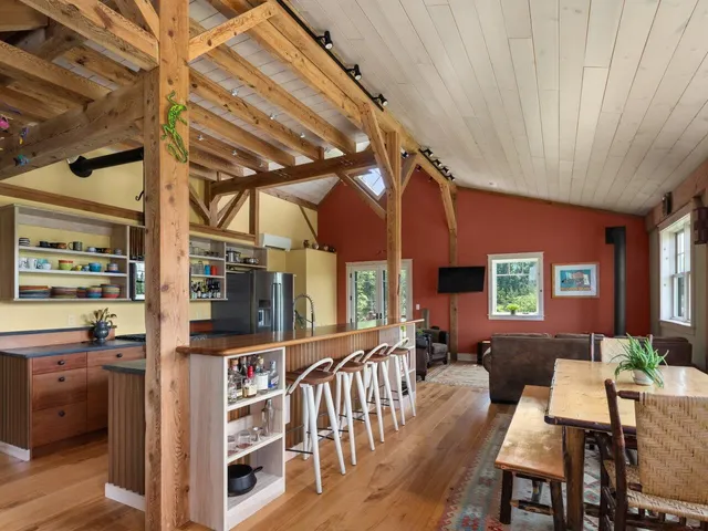 $1,050,000 | 754 Four Winds Road, Ferrisburgh, VT 05473