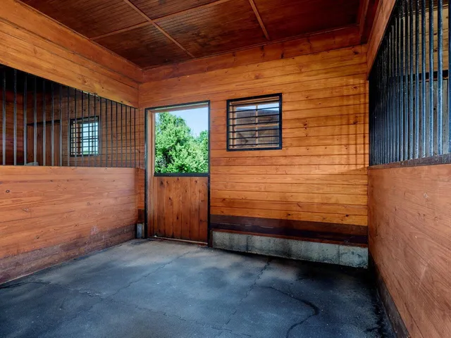 $1,050,000 | 754 Four Winds Road, Ferrisburgh, VT 05473