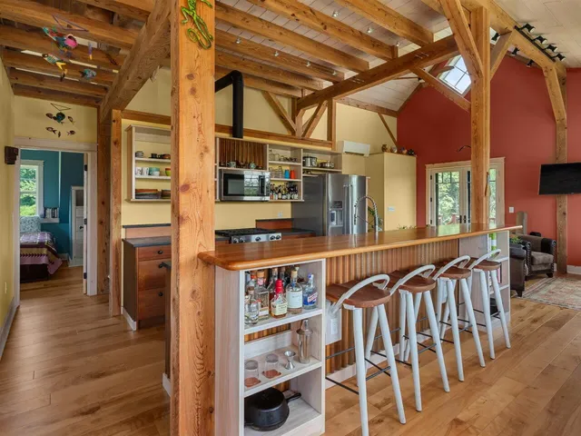 $1,050,000 | 754 Four Winds Road, Ferrisburgh, VT 05473