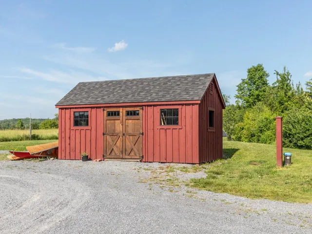 $1,050,000 | 754 Four Winds Road, Ferrisburgh, VT 05473