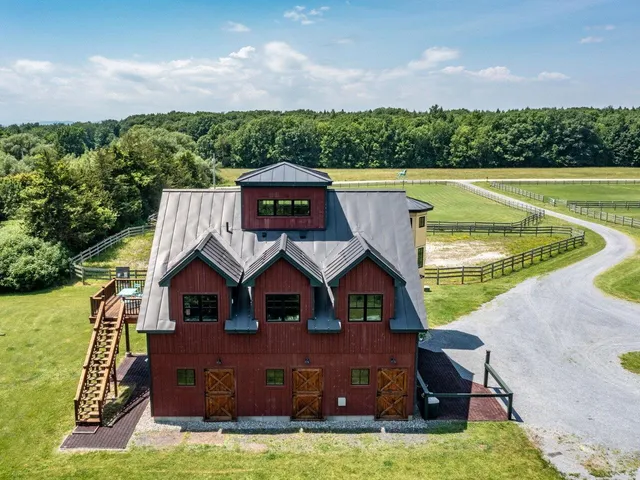 $1,050,000 | 754 Four Winds Road, Ferrisburgh, VT 05473