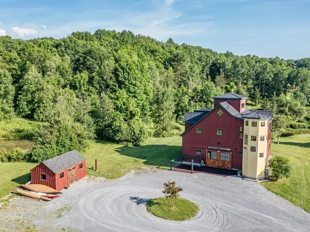 $1,050,000 | 754 Four Winds Road, Ferrisburgh, VT 05473