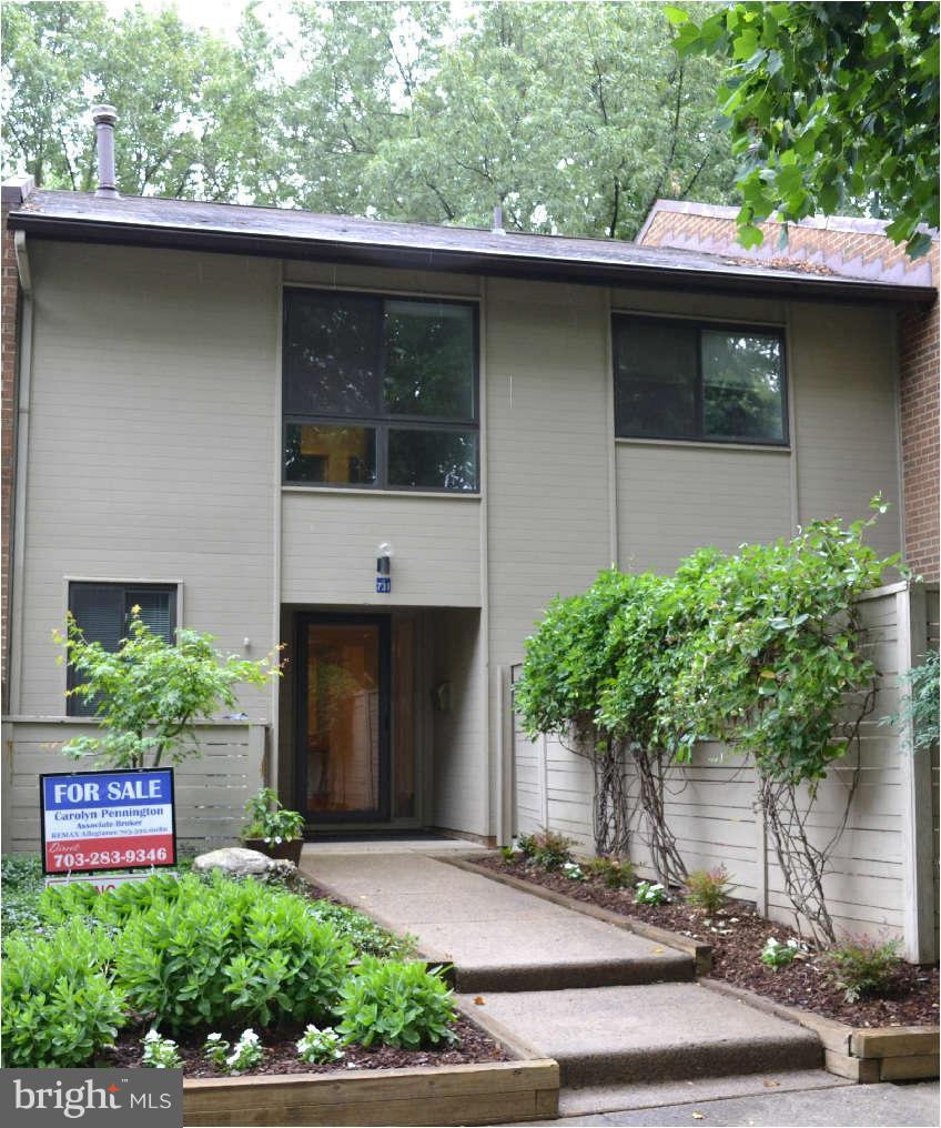 11731 Indian Ridge Road Reston, VA 20191 - Photo 1 of 30 Exterior (Main)