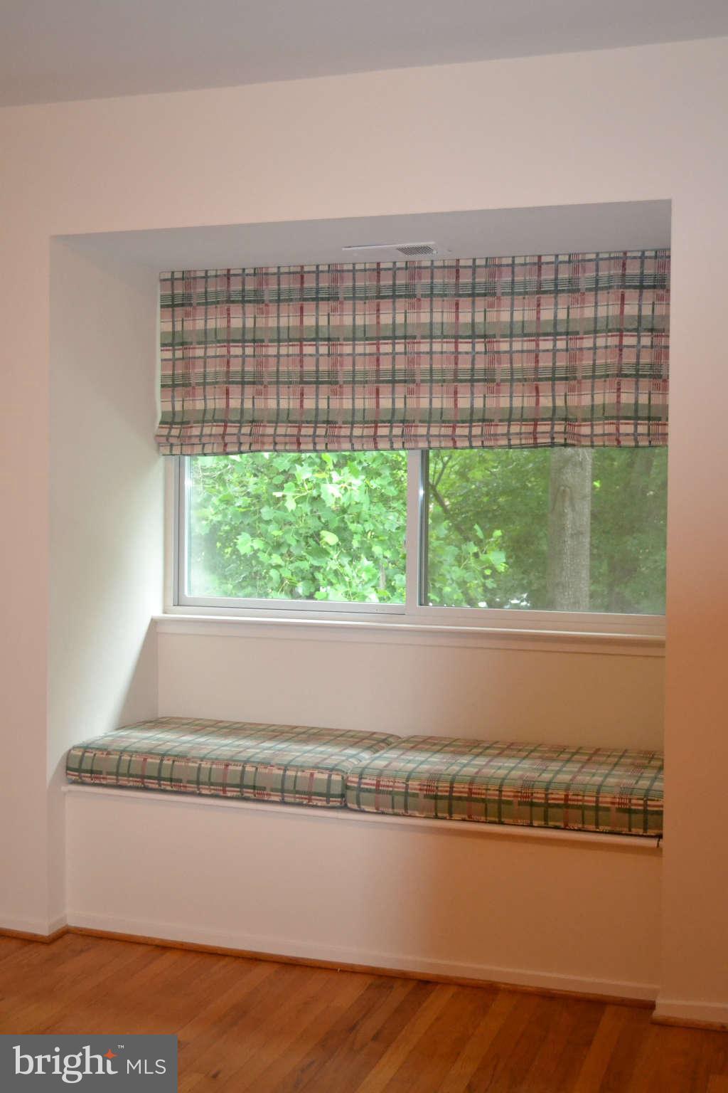11731 Indian Ridge Road Reston, VA 20191 - Photo 14 of 30 Bedroom