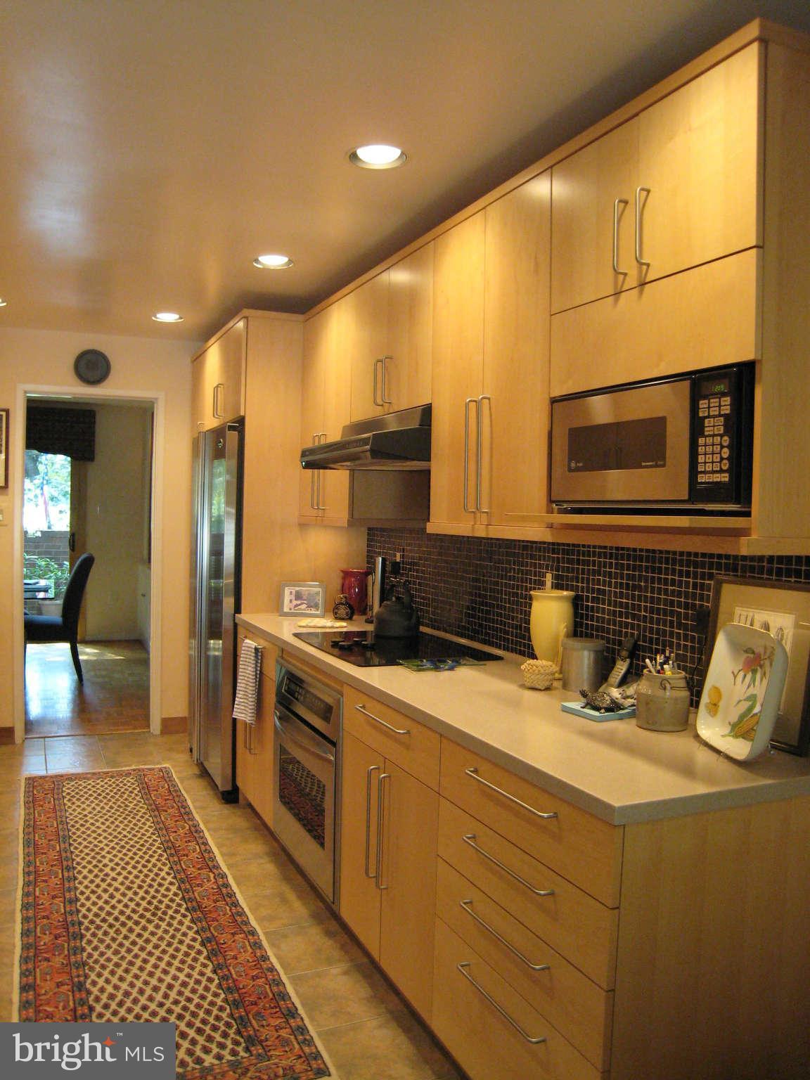 11731 Indian Ridge Road Reston, VA 20191 - Photo 3 of 30 Kitchen