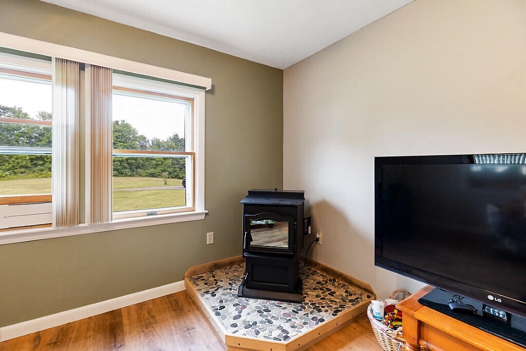 825 West River Road Augusta, ME 04330 - Photo 25 of 64 49_BP5A2696_DxO_mls