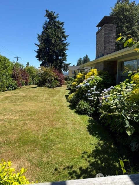 10779 Northeast Valley Road Bainbridge Island, WA 98110 - Photo 3 of 3 Gallery Image 3