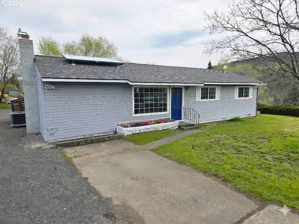 $389,900 | 1027 Sunflower Street West, The Dalles, OR 97058