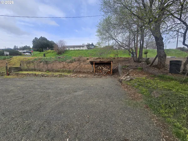 $389,900 | 1027 Sunflower Street West, The Dalles, OR 97058