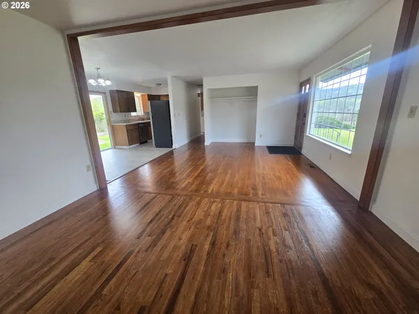 $389,900 | 1027 Sunflower Street West, The Dalles, OR 97058