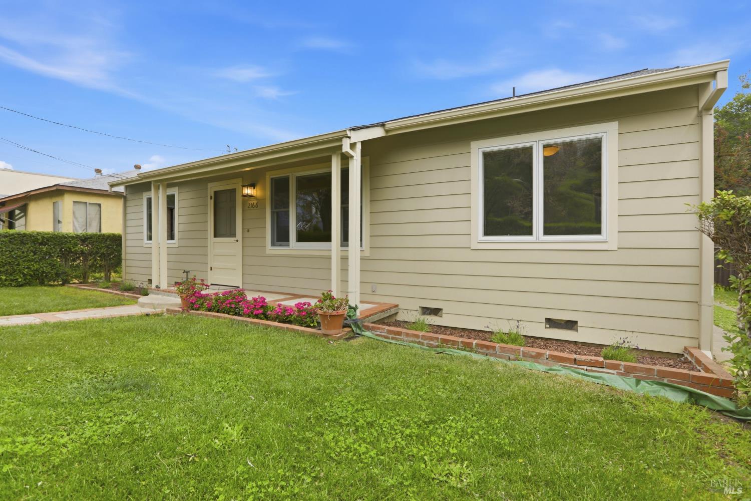 2166 Fifth Avenue San Rafael, CA 94901 - Photo 3 of 29