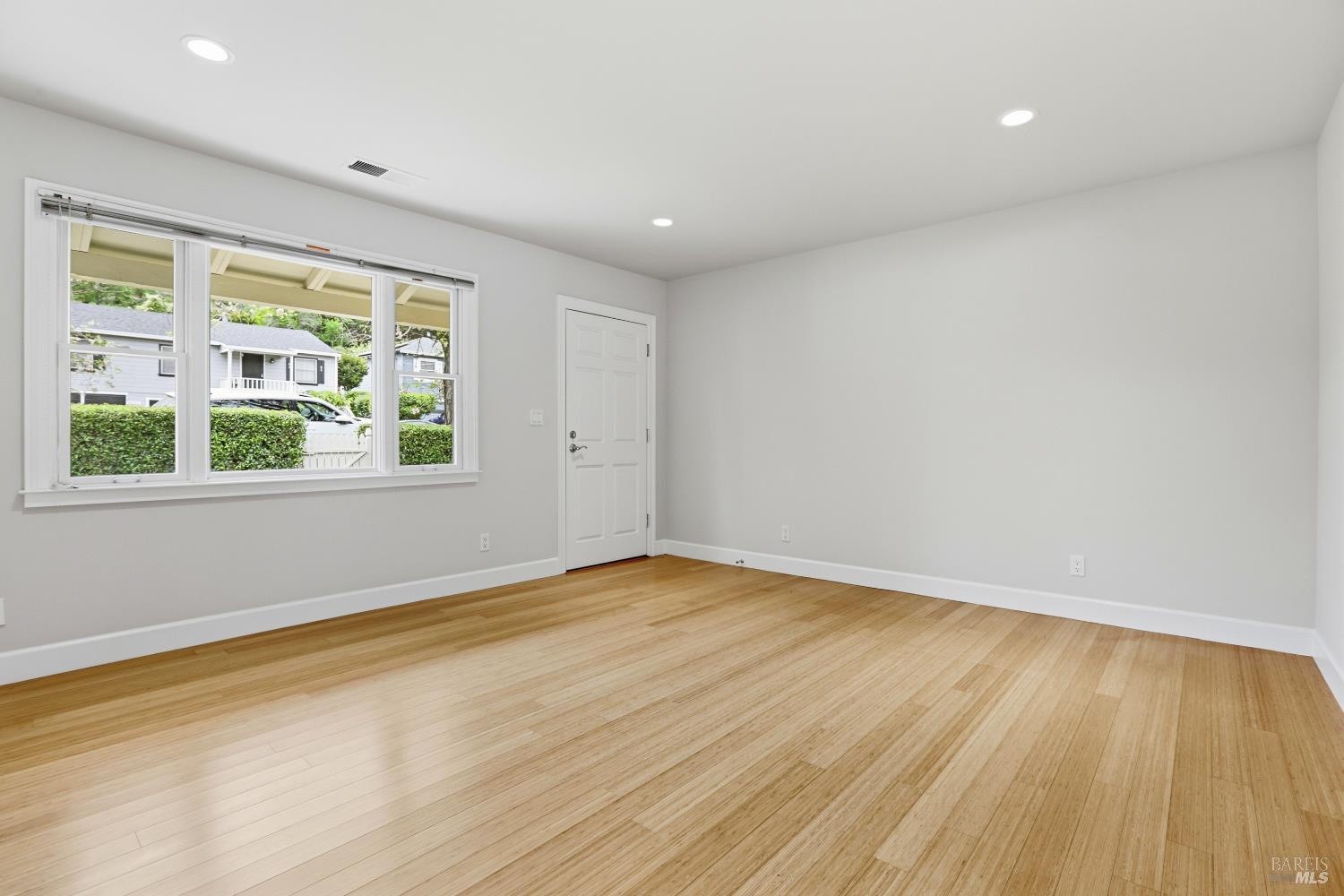 2166 Fifth Avenue San Rafael, CA 94901 - Photo 5 of 29