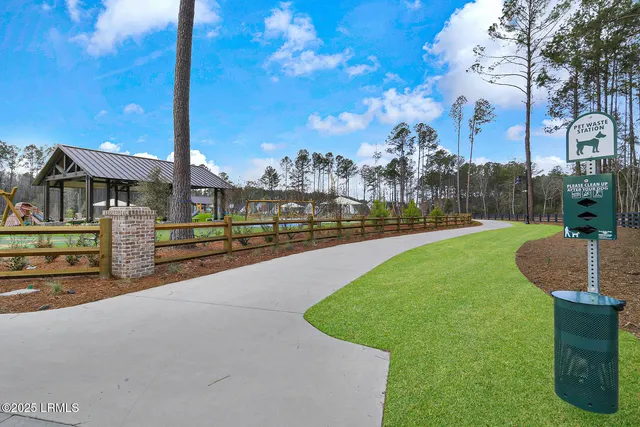 $469,900 | 241 Turkey Oak Drive, Bluffton, SC 29910