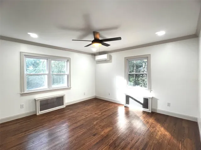 $6,000 | 27 Dunlop Road, Huntington, NY 11743