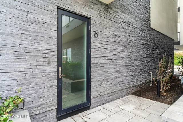 $9,300 | 200 North Ocean Avenue, Unit 6, Long Branch, NJ 07740