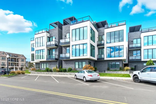 $9,300 | 200 North Ocean Avenue, Unit 6, Long Branch, NJ 07740