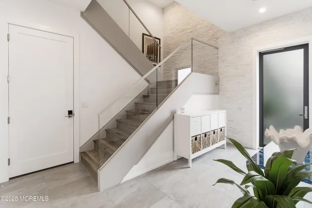 $9,300 | 200 North Ocean Avenue, Unit 6, Long Branch, NJ 07740