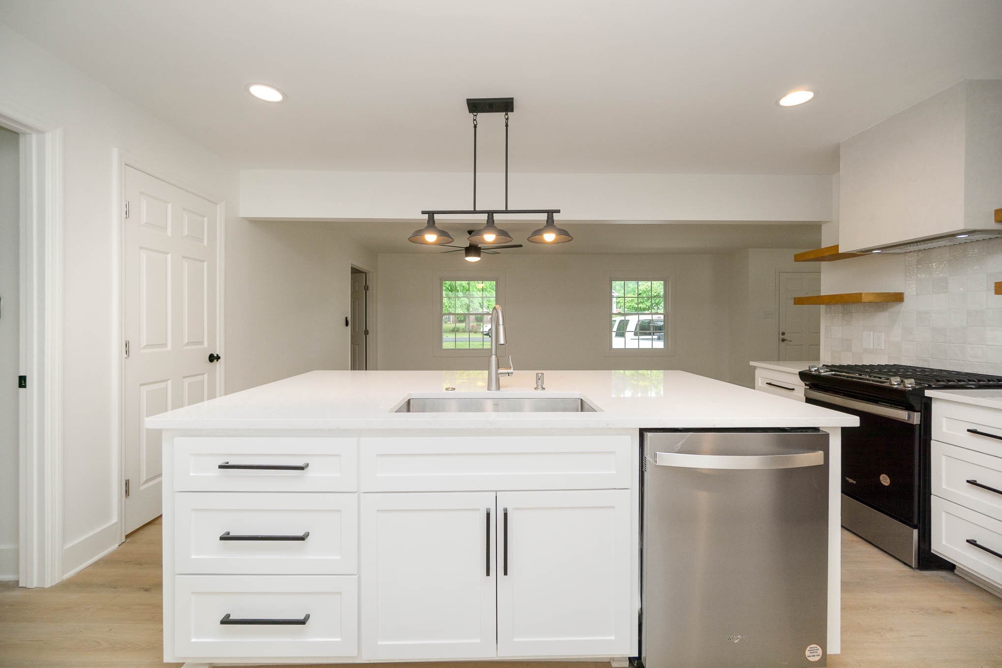 1401 Manor Road Columbia, TN 38401 - Photo 5 of 35 a kitchen with a stove a sink and a refrigerator