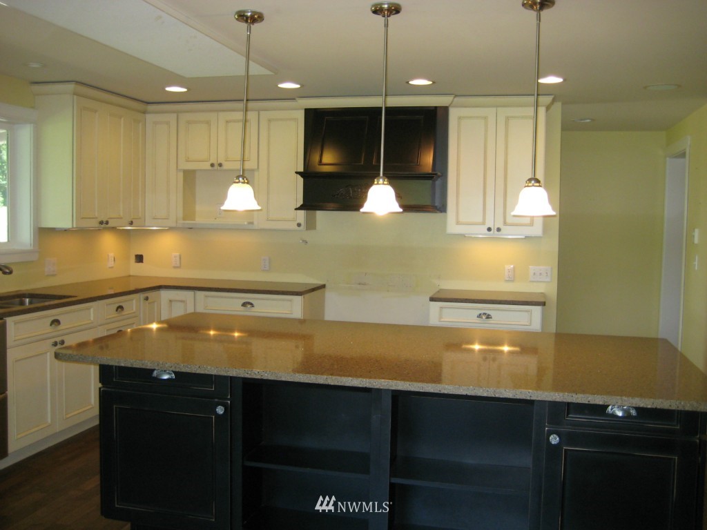 30706 Walberg Road Sedro-Woolley, WA 98284 - Photo 12 of 25 Gallery Image 12