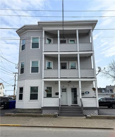 $2,350 | 53 Hadwin Street, Unit 2, Central Falls, RI 02863
