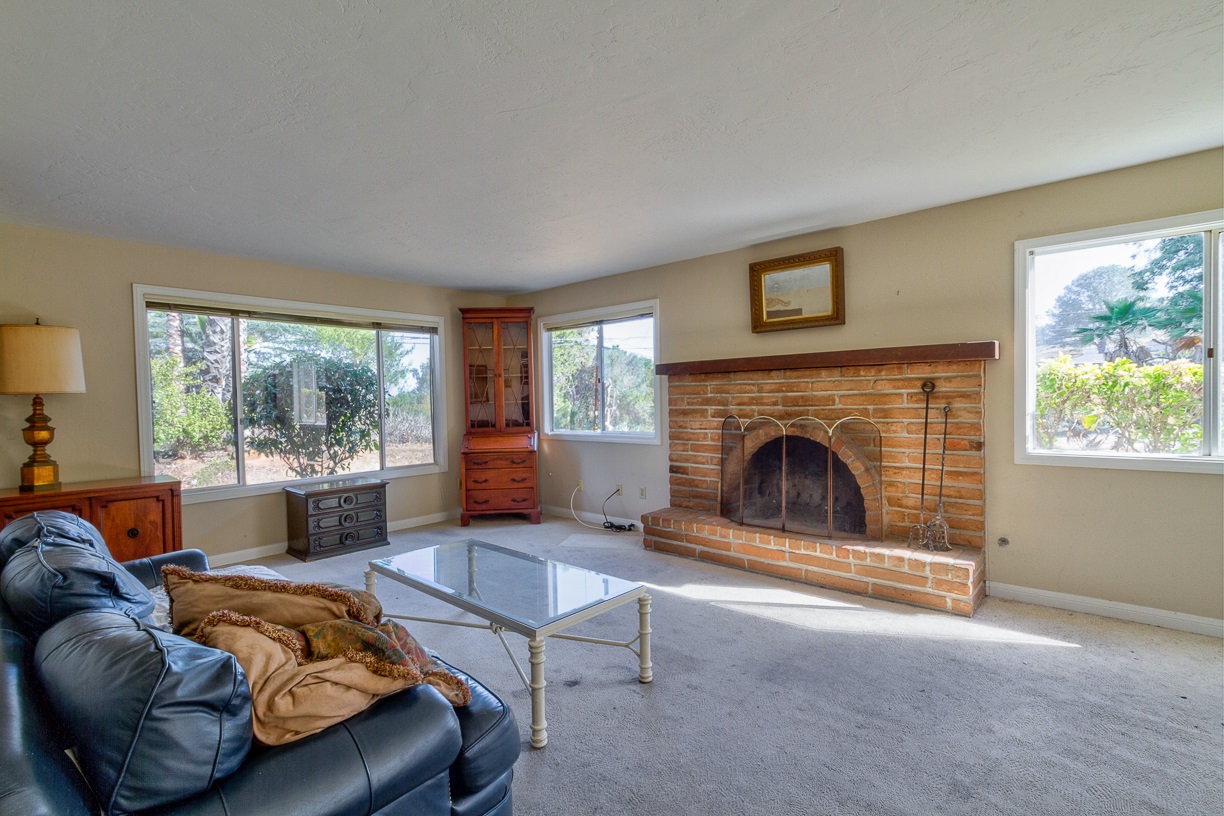 1961 Elevado Road Vista, CA 92084 - Photo 16 of 25