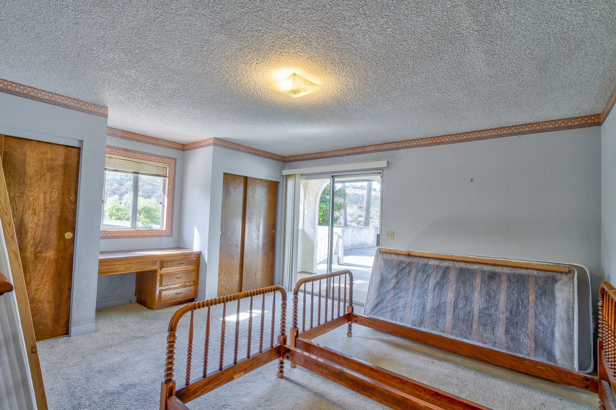 1961 Elevado Road Vista, CA 92084 - Photo 23 of 25
