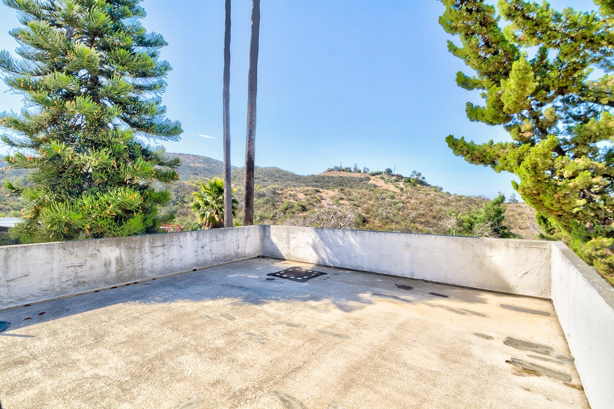 1961 Elevado Road Vista, CA 92084 - Photo 25 of 25