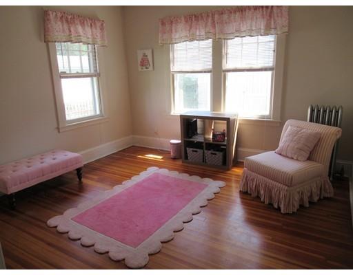 71 Manitoba Street Springfield, MA 01108 - Photo 23 of 41 Gallery Image 23