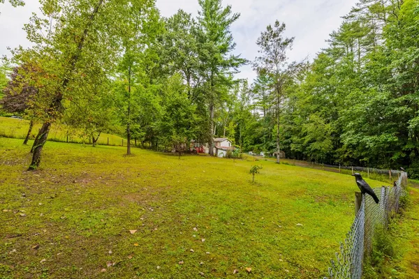 $495,000 | 190-194 Cemetery Road, Arlington, VT 05250