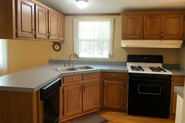 $495,000 | 190-194 Cemetery Road, Arlington, VT 05250