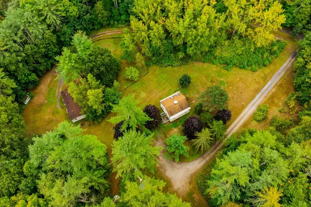 $495,000 | 190-194 Cemetery Road, Arlington, VT 05250