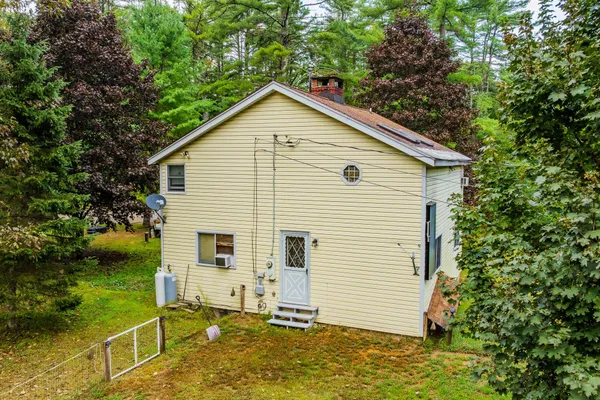 $495,000 | 190-194 Cemetery Road, Arlington, VT 05250