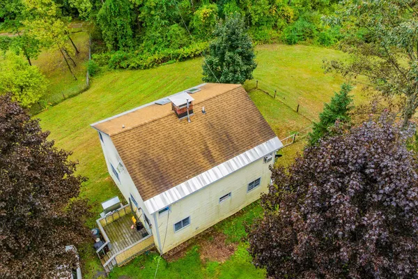 $495,000 | 190-194 Cemetery Road, Arlington, VT 05250