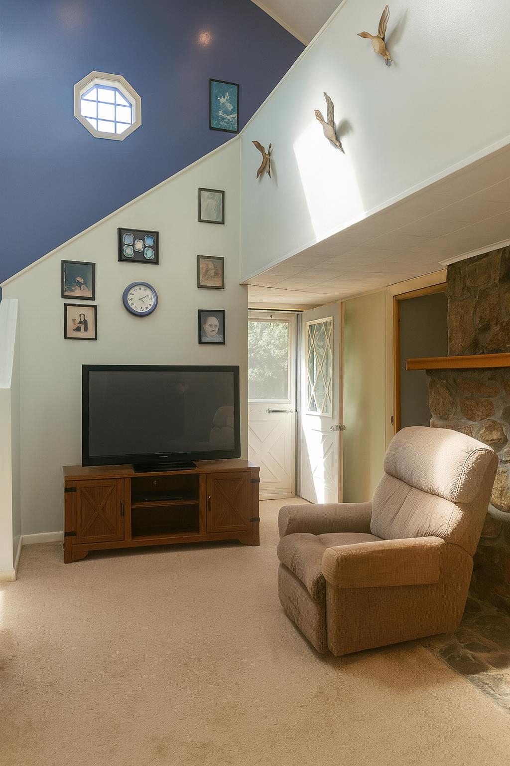 190-194 Cemetery Road Arlington, VT 05250 - Photo 6 of 31