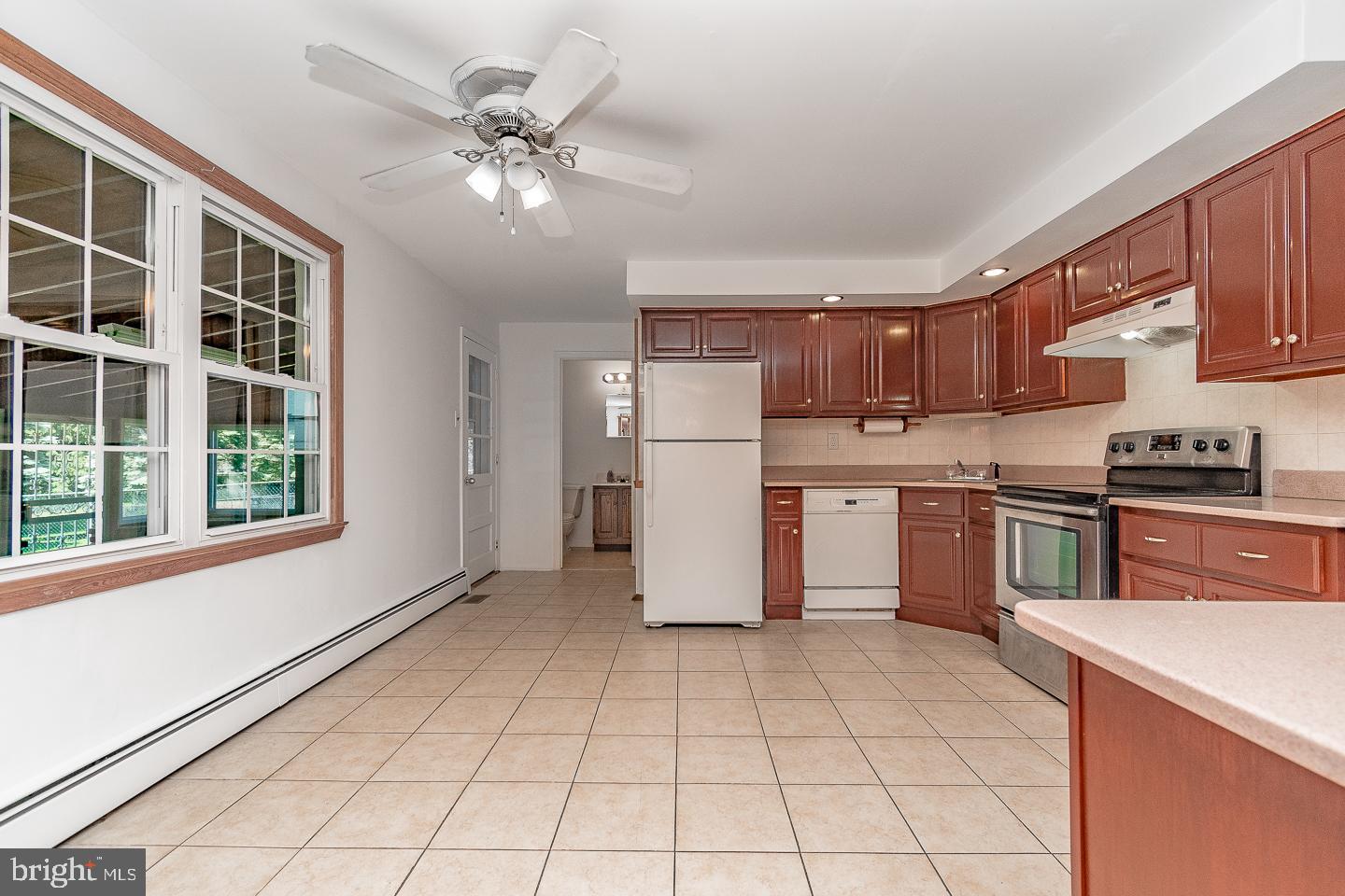 1901 Byberry Road Bensalem, PA 19020 - Photo 19 of 56 Kitchen