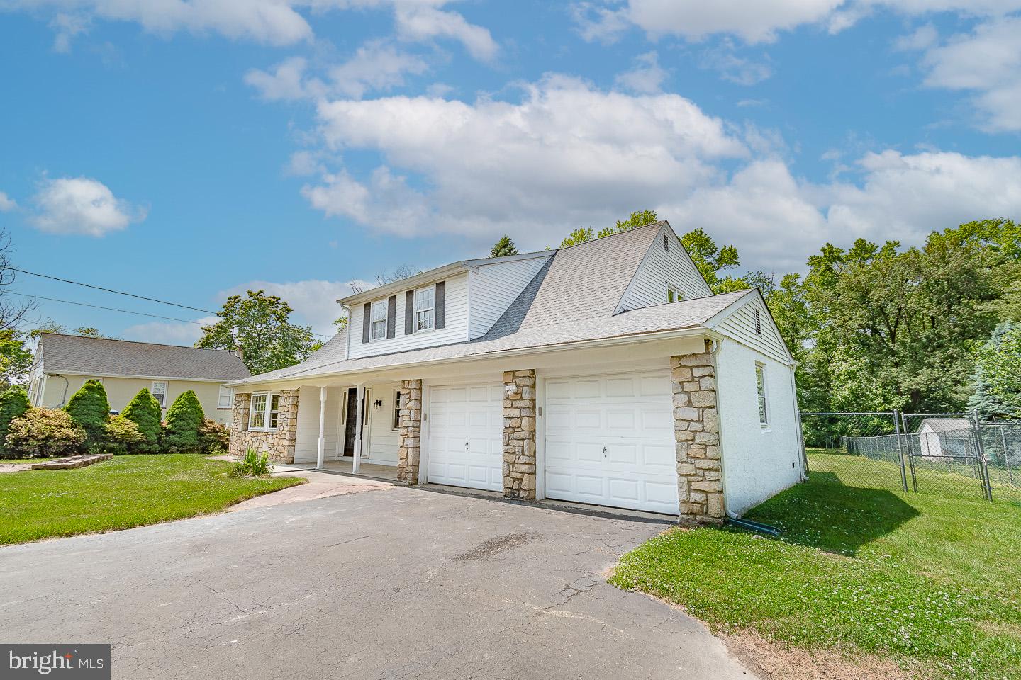 1901 Byberry Road Bensalem, PA 19020 - Photo 5 of 56 Frontal Pic Right