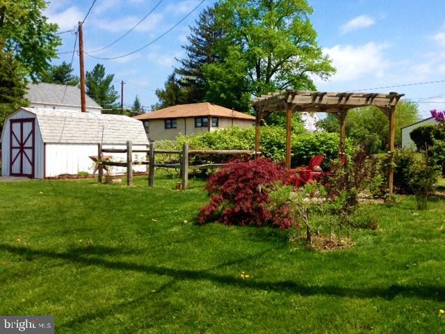 4525 Devonshire Road Harrisburg, PA 17109 - Photo 9 of 25 Gallery Image 9