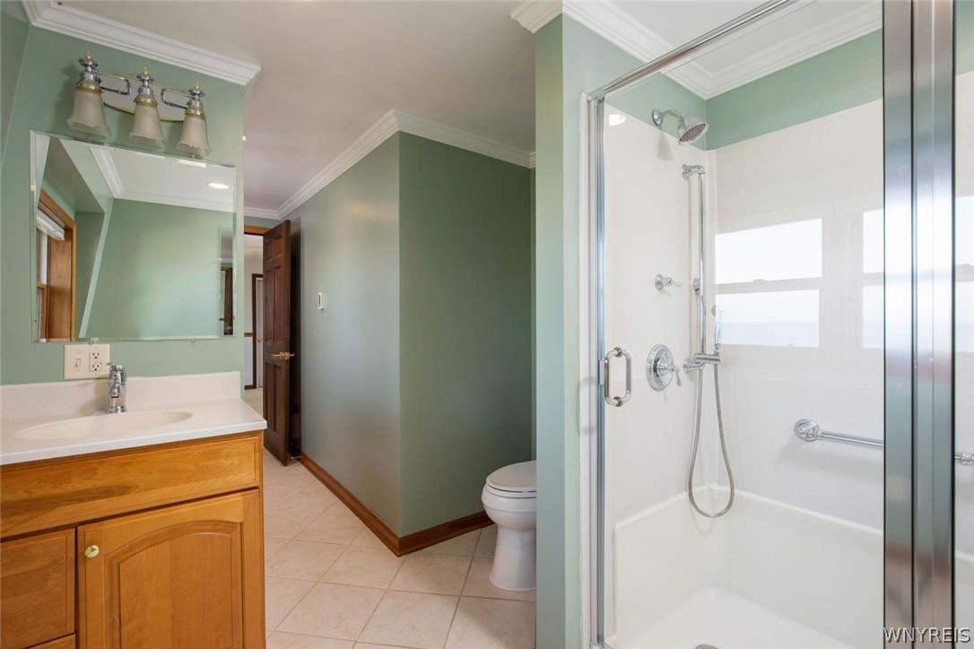 629 Lake Road Porter, NY 14174 - Photo 18 of 35 Spacious Master Bathroom