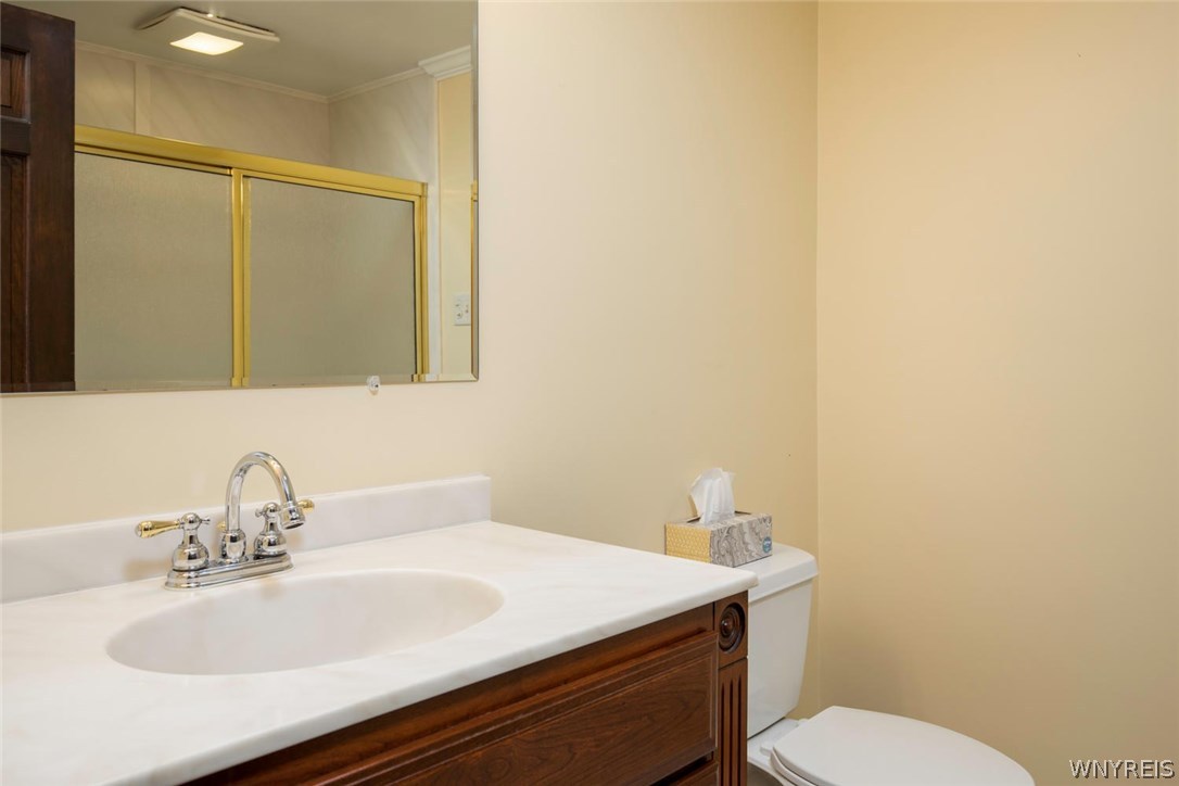 629 Lake Road Porter, NY 14174 - Photo 23 of 35 Second floor hall bath