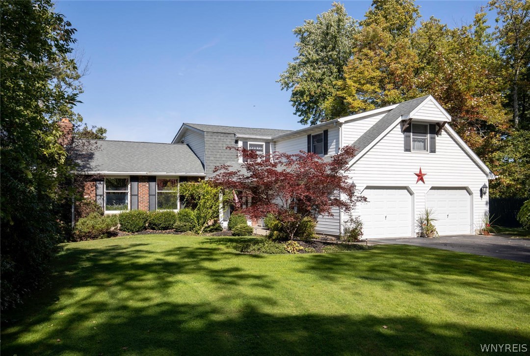 629 Lake Road Porter, NY 14174 - Photo 4 of 35 This outstanding residence offers a quality lifest