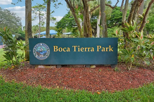 $1,425,000 | 4201 Northwest 25th Way, Boca Raton, FL 33434