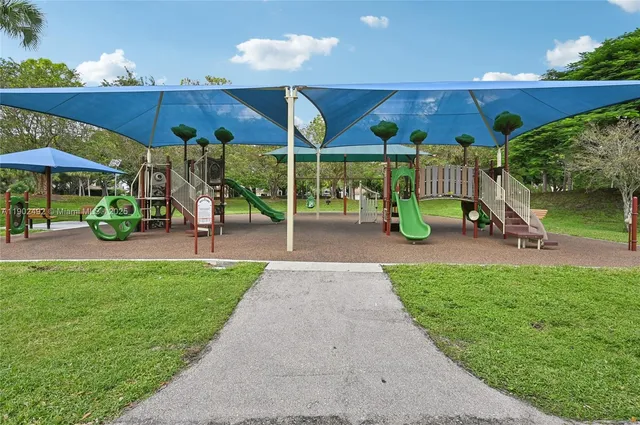 $1,425,000 | 4201 Northwest 25th Way, Boca Raton, FL 33434