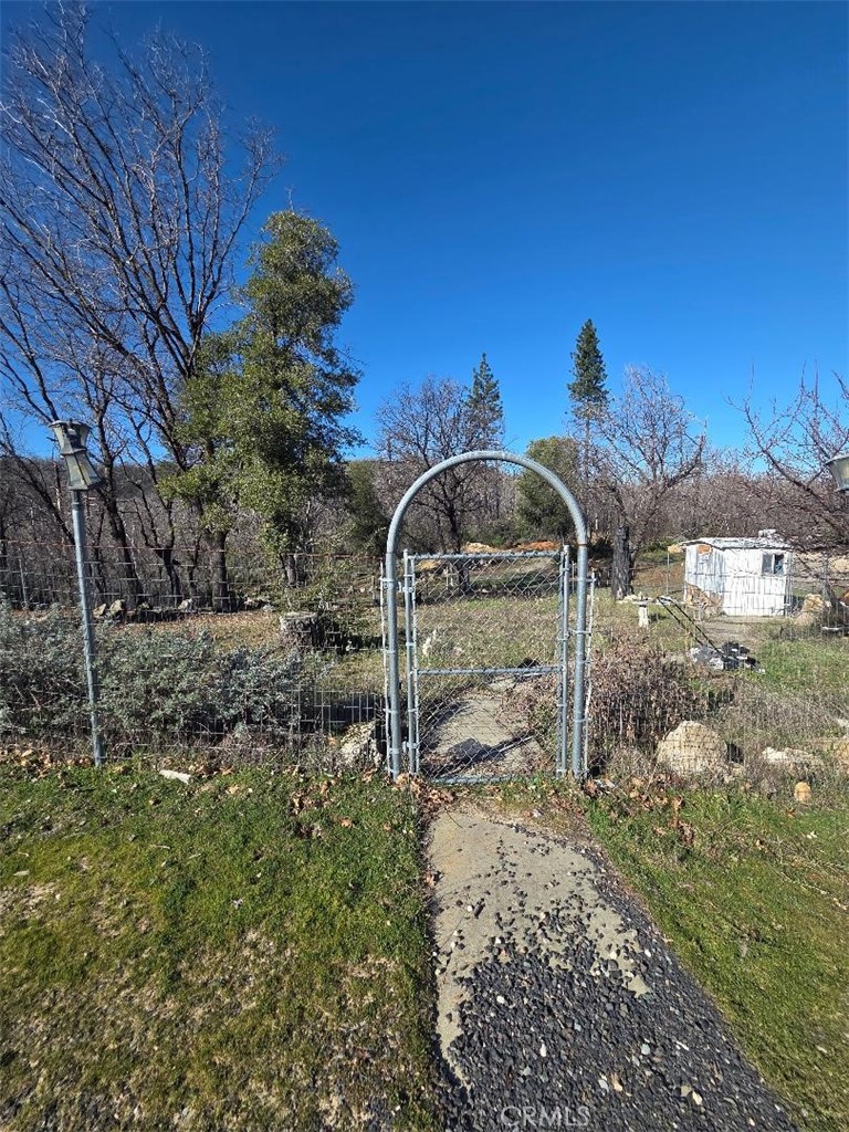 374 Jatko Road Berry Creek, CA 95916 - Photo 11 of 27 a top view of a house with a yard