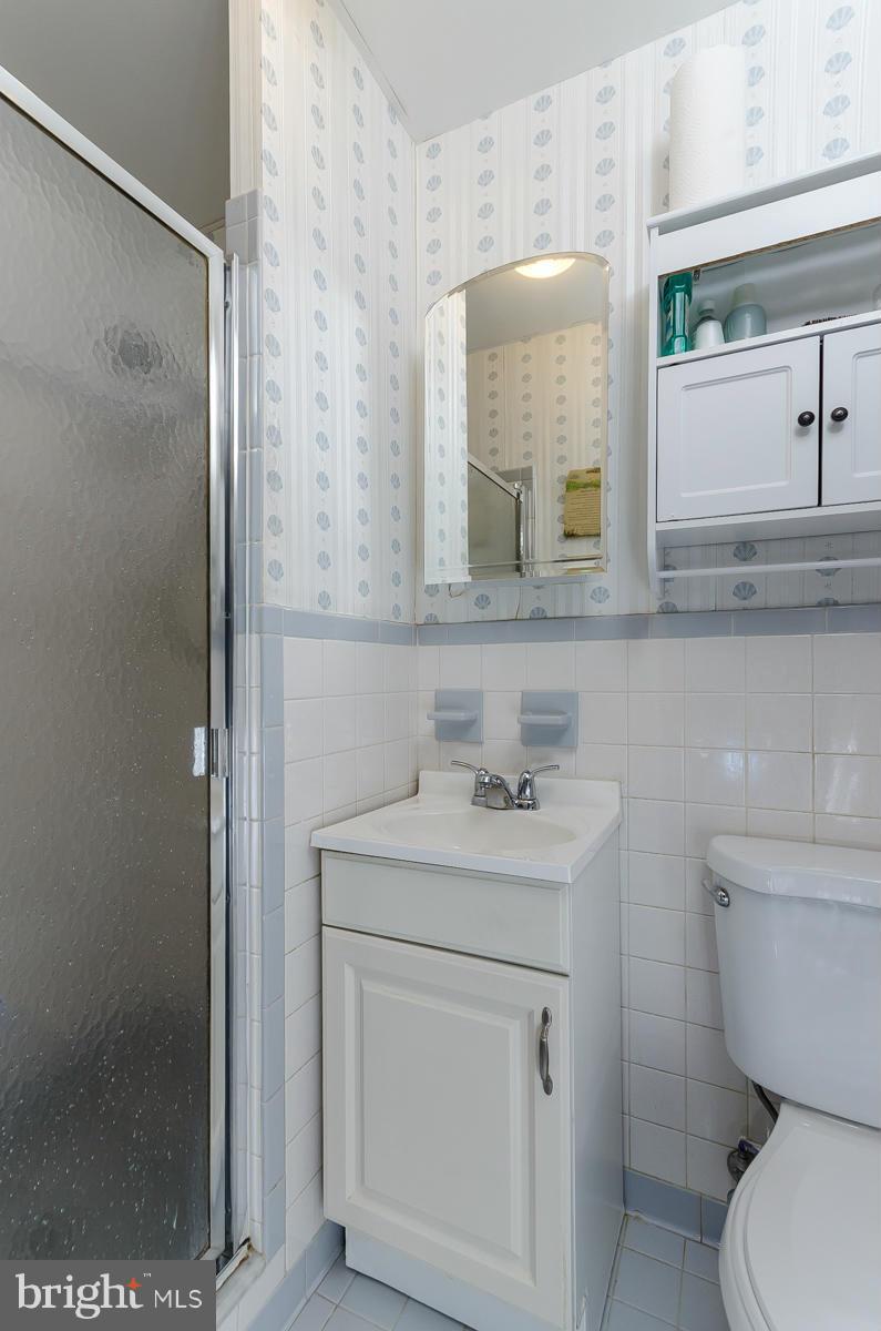 3109 Donna Road Baltimore, MD 21207 - Photo 18 of 29 Bath (Master)