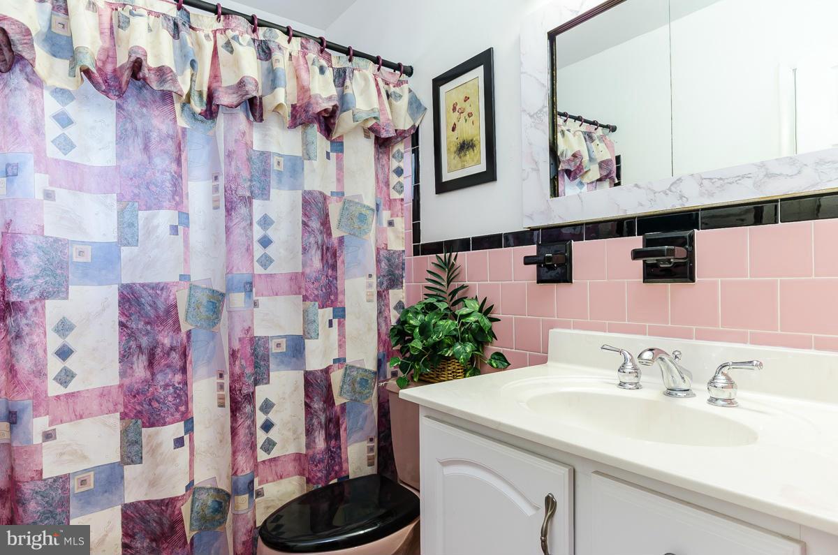 3109 Donna Road Baltimore, MD 21207 - Photo 22 of 29 Bath