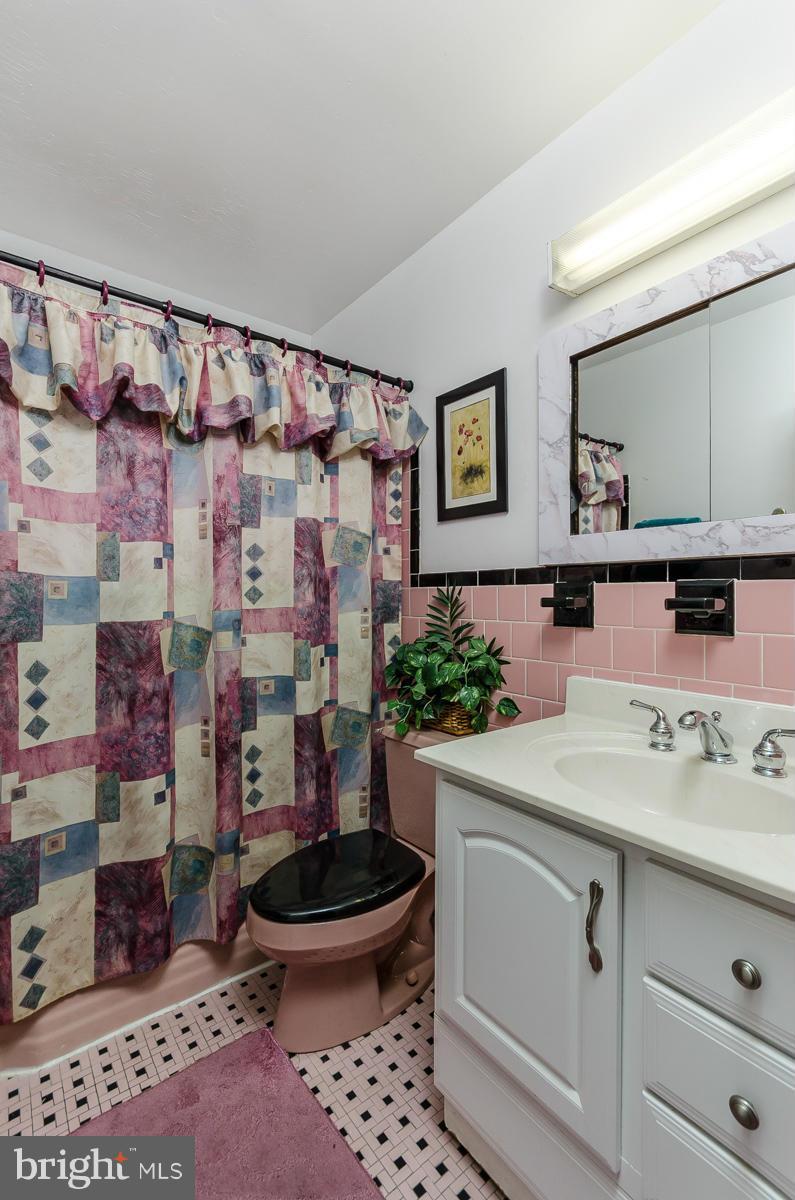 3109 Donna Road Baltimore, MD 21207 - Photo 23 of 29 Bath