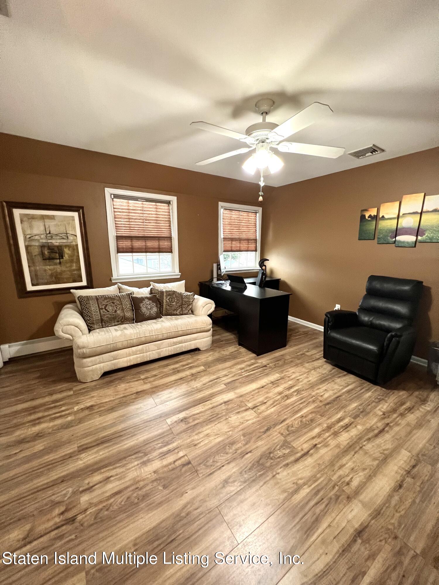 383 Beach Road Staten Island, NY 10312 - Photo 22 of 34 242C9359-8051-419A-8F40-2B0B6FA086CD_1_2